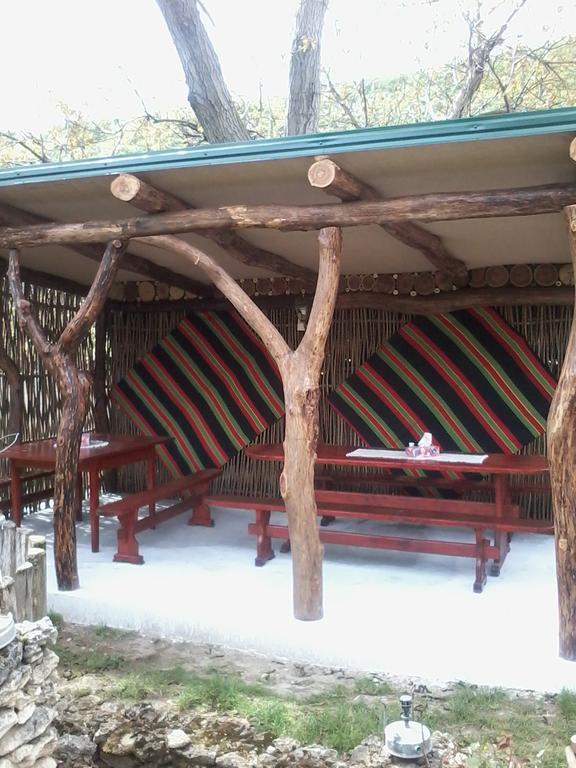 La Popas Hotel Орхей Екстериор снимка